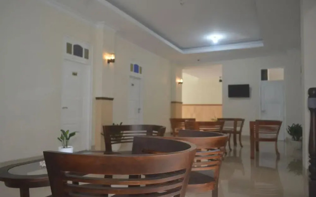 Nuri Indah Syariah Hotel