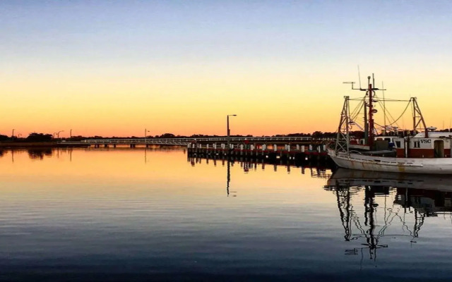 Coastal Waters Motor Inn