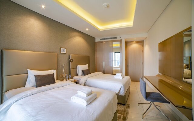 Luxury 2BR Apartment in Paramount Towers Business Bay