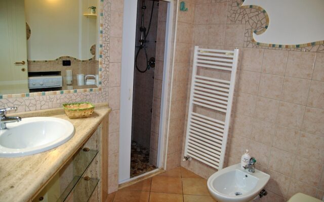 Holiday House for 6 Persons Near the Beach