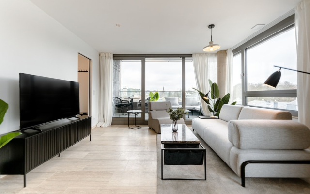 Pristine 2Br Apt In Ville Haute District