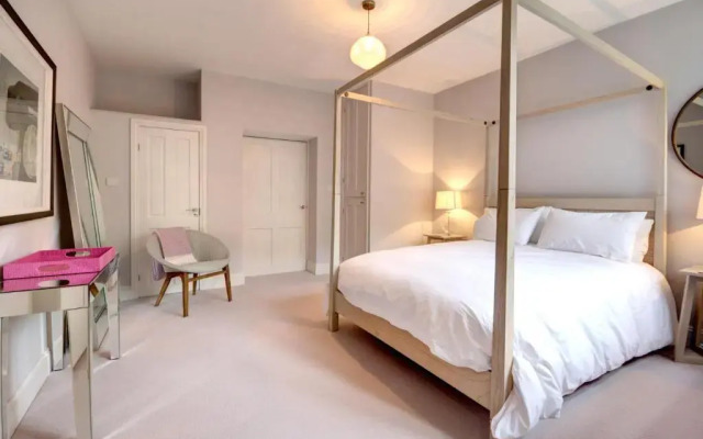 7 Lansdown - By Luxury Apartments