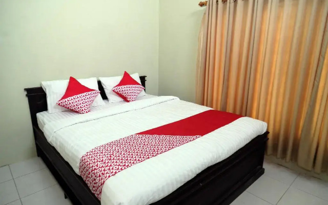 OYO 752 Abz Guest House Syariah