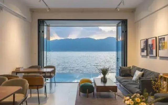 Wuxin Lake View Hostel