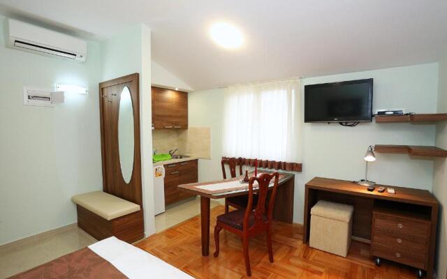 Apartments Ivana - Iva