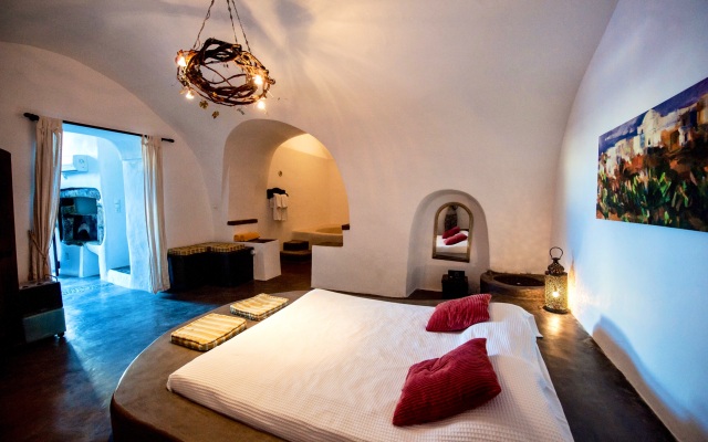 Santorini Heritage Villas & Mansions