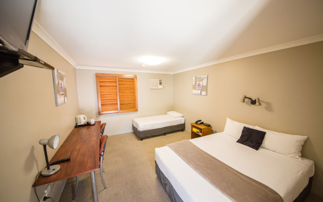 The Cosmopolitan Motel and Serviced Apartments