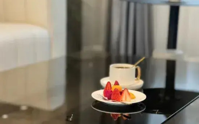 Haiyan  Kaiyuan  Yiju Hotel
