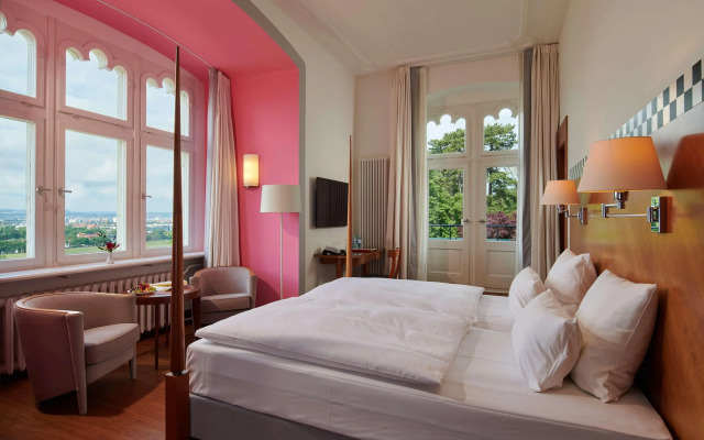 Hotel Schloss Eckberg