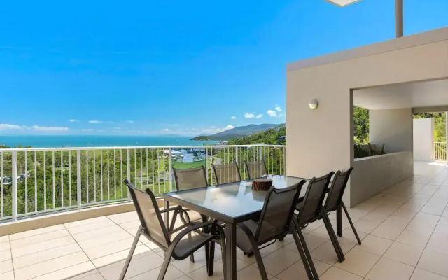 Sea Forever on Azure - Airlie Beach