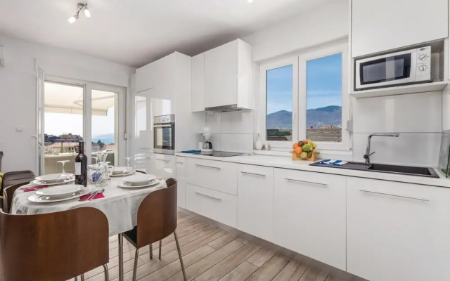 Beautiful Home in Kastav With Wifi and 2 Bedrooms