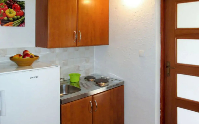 Apartment Lukeni Vinjerac 28048