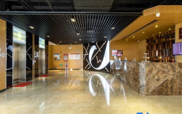 Guangzhou University City New World J Boutique Hotel