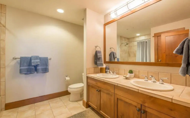 Luxury 3BD Village at Northstar Residence - Iron Horse North 101
