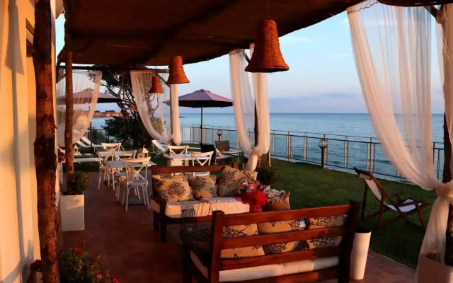 Sunset VIP House