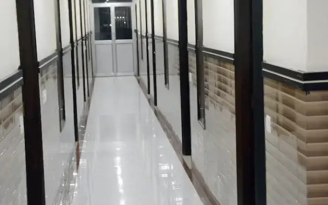 Hotel Ambassador Katra