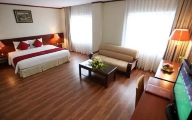 Sunny 3 Hotel