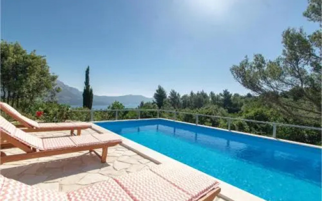 Holiday Home In Zrnovo