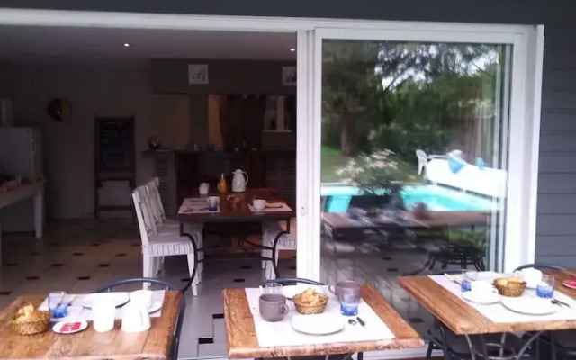 Les Hôtes du Paradis