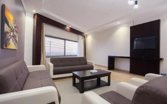 Sand Beach Suites(Families only)