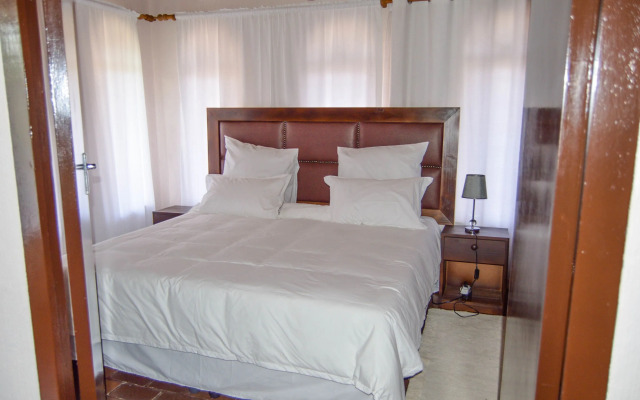 Emangunini Guest house