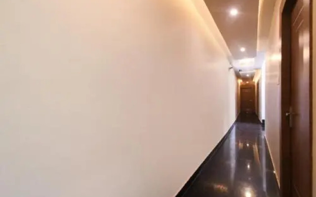 Capital O 86823 Hotel Subhadarsan