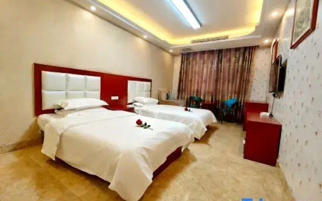 Yizhe Business Hotel (Normal University)