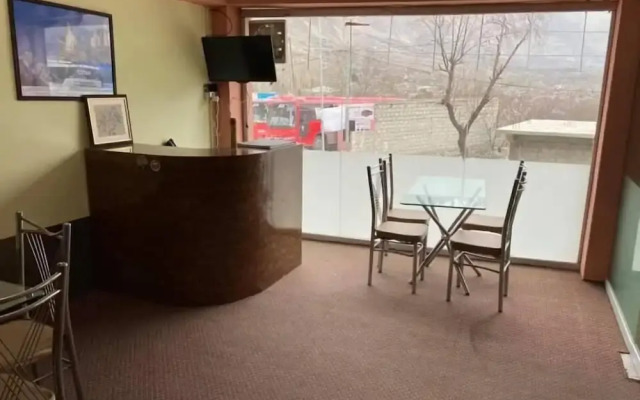 Golden Bite Hotel And Restaurant