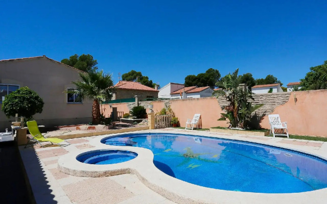 Leticia - Six Bedroom