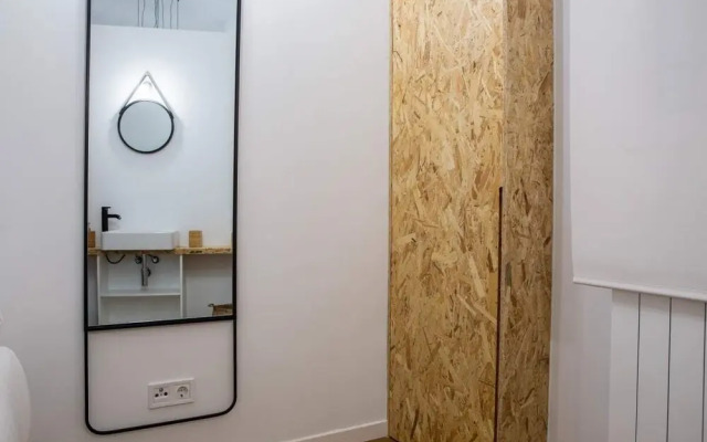 Charming & Modern 2bed in Madrid's City Center