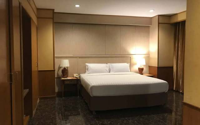 Diamond Plaza Hotel Suratthani