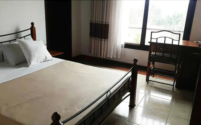 World House Gisozi Hotel