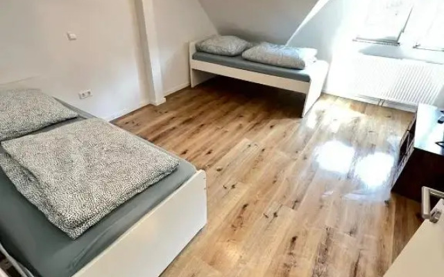 L8 Street - Hirsauerstraße 112