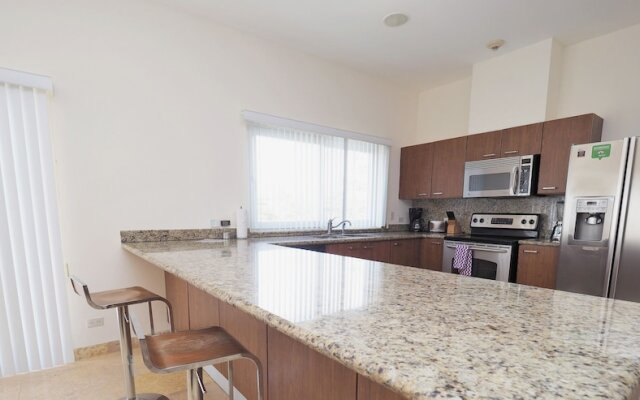 Acqua Residences
