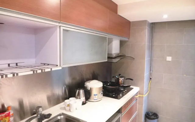 Huijia Apartment Shenzhen Window of the World