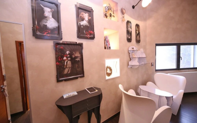 Maison At Home - Luxe Design