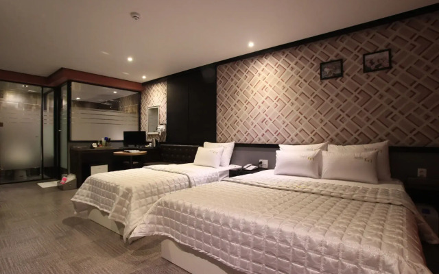 G7 Hotel