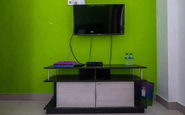 RedDoorz near Hartono Mall Solo