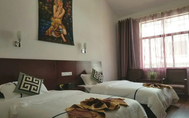 Dali Mountain Delights Hotel