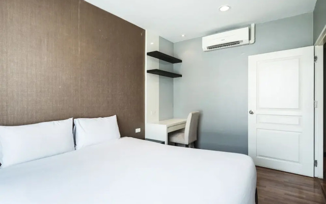 The Lavish Residence by Favstay