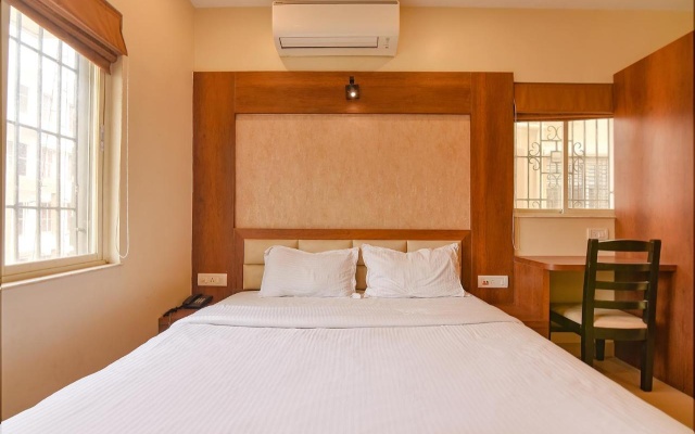 Fabhotel Dream Plaza