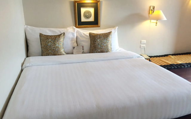 Sino House Phuket Hotel
