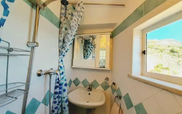 Amalfi Coast Seaside Tiny House x Solo Traveler