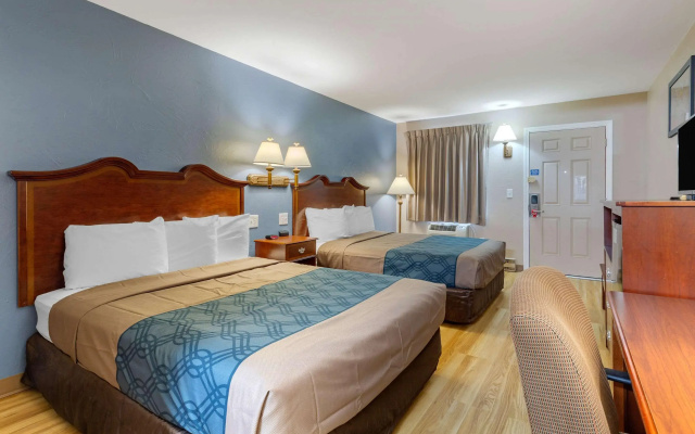 Econo Lodge Sturbridge Route 20