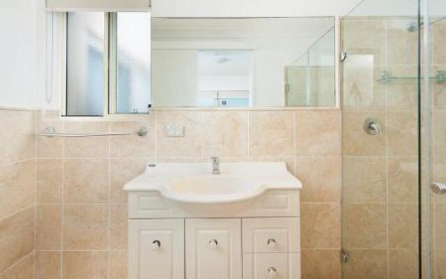 Hear the waves at Anna Bay!