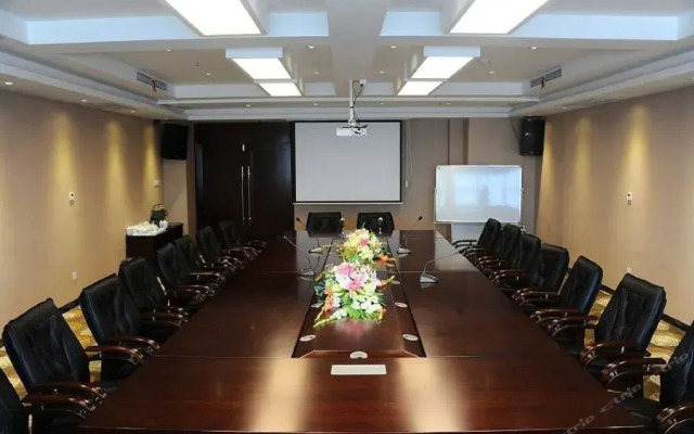 Lu Yuan Wangfu Changcheng Hotel