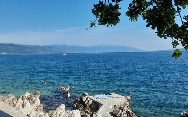 Apartman Vitamare 160 m from the beach