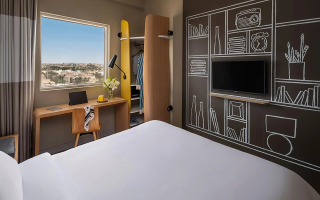ibis Jeddah Malik Road
