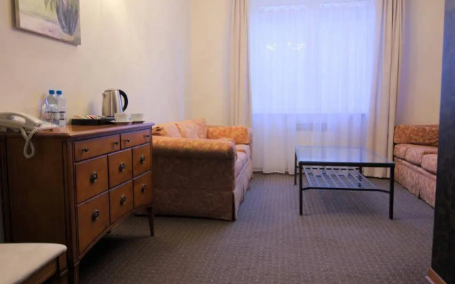 Mrowka Centrum Konferencyjno Apartamen