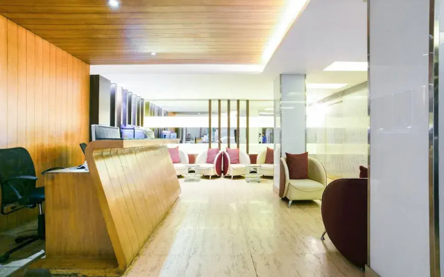 Capital O 45587 The Roa Hotel